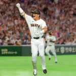 巨人大城と岸田、キャンプでは一緒に風呂に入りその後岸田の部屋で2人でストレッチするのが日課