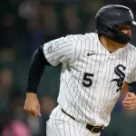【悲報】村上宗隆 打率.200(35-7) 4本塁打 7打点 OPS.869 14三振 出塁率.326 長打率.543←率直な感想