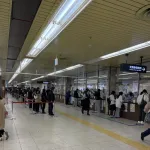 【画像】「定期券」購入の大行列、始まるｗｗｗｗｗｗｗ