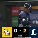 西武・渡部聖弥、光成を勇気づける貴重な一発！