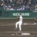 【阪神対ヤクルト2回戦】ヤクルト、初回1アウト三塁から古賀優大の犠牲フライで1点先制！！！！！