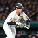 大山悠輔(32) .216 0本 1打点 OPS.632 失策1