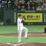 【巨人対ヤクルト1回戦】ヤクルト、8回表無死二三塁から古賀のセカンドゴロの間に三塁ランナーが生還し1点差に詰め寄る！！！！！