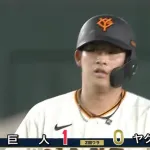 【巨人対ヤクルト1回戦】巨人、2回裏1アウト一塁から増田陸のタイムリーツーベースで1点先制！！！！！！！！！！！！！
