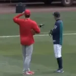 大谷と並んだイチロー、意外とデカくねえか・・・？気のせいじゃないよな