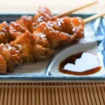 焼き鳥で『タレ皮』好きな奴wwwwww