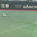 巨人・平山、ずっこける　浅野かな？ｗ