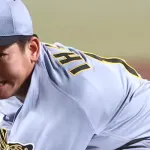 伊原(25)2勝0敗 11回 防御率1.64 ← これ