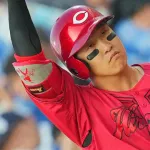 カープ小園が怠慢走塁。新井監督は言及せず