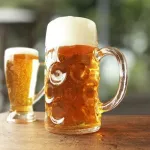 【悲報】酒を飲む奴さん、ガチでバカだった・・・・・・・・・