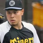 【実話】佐藤輝明さん、大谷考案の「お茶たてポーズ」に猛反発と暴言連発。近藤健介が間に入り仲裁も