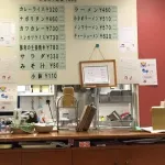 【朗報】麻生「高市が首相官邸で会食というから行ったら食堂の焼魚定食出された、あいつはもう降ろす