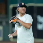記者「米国生活について他の日本人選手に助言は求めないのか」今井達也「友達いないんで」