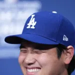 【朗報】大谷翔平の娘、0歳にして既に喋り出すwwwwww 広告を指差し「パパ、パパ」