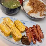 【画像】この朝飯でゴキゲンになれるかどうかがおっさんと若者の境界線らしいｗｗｗｗｗｗｗｗｗｗ