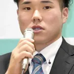 横浜ドラフト1位小田君、ついにファームでDHCになる
