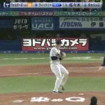【ジエンゴ】巨人・ウィットリー、3回表1アウト満塁から押し出し四球を選びリードを5点に広げる！！！！！！【ヤクルト対巨人4回戦】