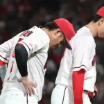 カープ島内、2軍降格。