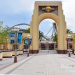 【悲報】USJ、漫才師志望のJKさんたちのネタ合わせ会場になってしまうｗｗｗｗｗｗｗｗｗｗ