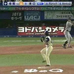 【ヤクルト対巨人6回戦】巨人、4回表無死一三塁から泉口の犠牲フライで先制!!!!!!!!!!!!