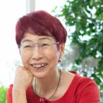 【悲報】上野千鶴子さん「東京の年収300万女性は独身に満足してる、男は結婚できない」・・・・・・・・・