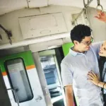【羨望】チー牛さん、電車内で女の子と破廉恥ベロチューしてしまうｗｗｗｗｗｗｗｗｗｗ