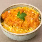 【悲報】カツ丼さんに乗ってるあの葉っぱ、ガチで誰も意味わかってないｗｗｗｗｗｗｗｗｗｗ