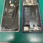 【悲報】EUさん「スマホのバッテリーを自分で交換できない商品は違法とする」・・・・・・・・・