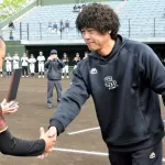 城島健司さん、また髪型変わる
