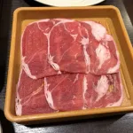 【悲報】しゃぶ葉さん、謝罪した翌日の肉がガチで透けすぎているｗｗｗｗｗｗｗｗｗｗ