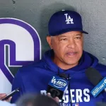 【悲報】ドジャース・ロバーツ監督、大谷ルール批判に対して「お前らも二刀流ができる選手を見つけてくれば(笑)」