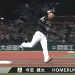 骨折中の今宮健太、2ランホームランで取り返す