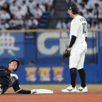 大城3分で離脱・・・