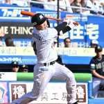 友杉って3割打ってるのに試合のたび評価リセットされてしまうのは何故なのか...