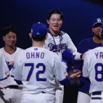 中日・井上監督、サヨナラ本塁打の村松に試合前に“お清め”をしていたwwwwwwwwwwwwwwwwwwwwwwww