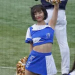 横浜のチアガールかわいすぎやろ