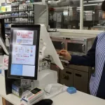 【悲報】コンビニ店員さん、ガチで外国人ばっかりになるｗｗｗｗｗｗｗｗｗｗ