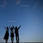 【朗報】3Pは男2女1が最高という風潮ｗｗｗｗｗｗｗｗｗｗ