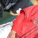 カープ新井監督「やるべき事をやらないと」野間バント失敗＆坂倉走塁死に苦言【監督談話/反省会】