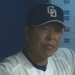 井上監督、尾田の盗塁死に首をかしげる「うーん…うーん…もう少し状況判断ができれば」