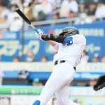 山口山本井上の右打者トリオ、井上が一歩リード