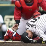 阪神近本、死球で骨折も「別に気にしなくていい」カープ高太一から謝罪を受けて返答