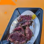 【画像】肉フェスで1400円で売られてる肉ｗｗｗｗｗｗｗｗｗｗｗ