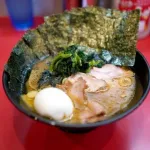 【悲報】家系ラーメン初の女性店主さんの修行がヤバすぎるｗｗｗｗｗｗｗｗｗｗ