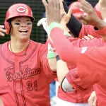 カープ坂倉将吾〝弾丸〟満塁ホームラン！初回に先制グランドスラム！！