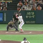 【巨人対ヤクルト7回戦】巨人、４回裏１アウト二塁から増田陸のタイムリーで１点を返す！２点差に迫る！！！！！
