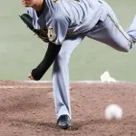 阪神・高橋遥人（4勝0敗防0.21）、無双の秘訣は「寝過ぎない。寝ると体が固まる」