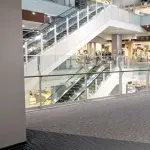 【悲報】イオンモールで風船片手にウォーターサーバーの契約もちかけてくるお兄さんｗｗｗｗｗｗｗｗｗｗ