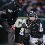 NPB、危険スイングに「退場」検討