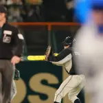7回裏の打者嶋村で風船乱入で試合中断←あれでレイノルズに間が出来てしまった